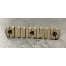 Планка Picatinny для кріплення на M-LOK, Койот, DLG TACTICAL (DLG-112) 9 Slots Планка Picatinny для кріплення на M-LOK, Койот, DLG TACTICAL (DLG-112) 9 Slots