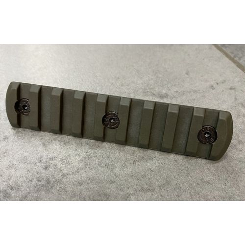 Планка Picatinny для кріплення на M-LOK, Олива, DLG TACTICAL (DLG-112) 9 Slots